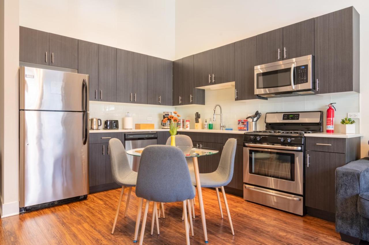 Mccormick Place 420 Friendly 3Br In Downtown Chicago With Optional Parking Sleeps 8 Guests Near Soldier Field, Grant Park And Lakefront Trail Kültér fotó
